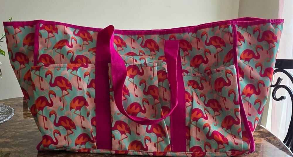 Crown & Ivy Flamingo Beach Tote Bag Large Pink Aqua Pool Travel Belk